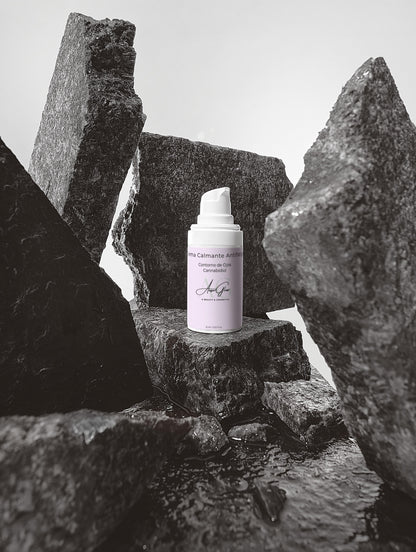 Crema Calmante Antifatiga. Contorno de Ojos. Cannabidiol